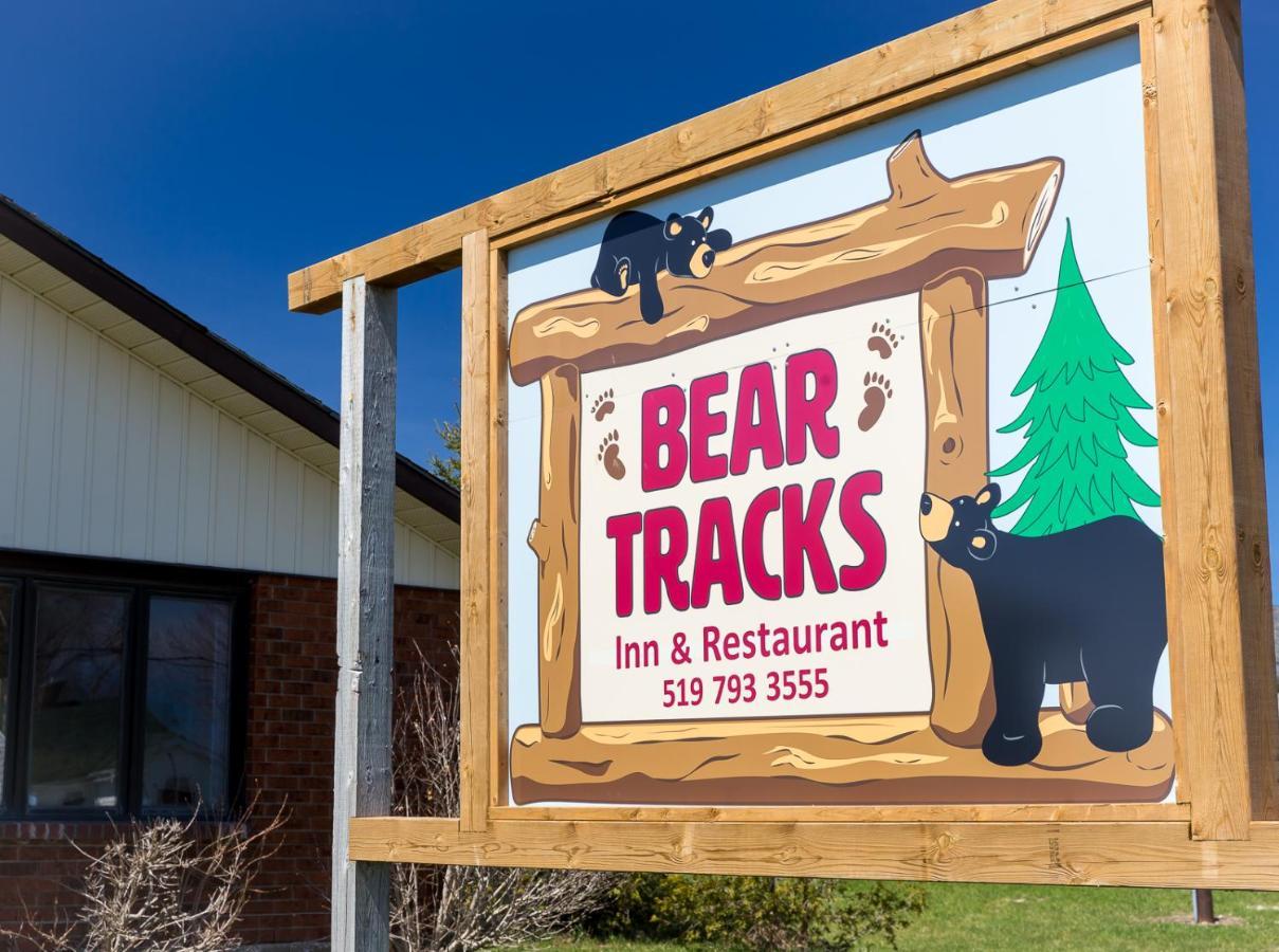 Bear Tracks Inn Lions Head Exterior foto